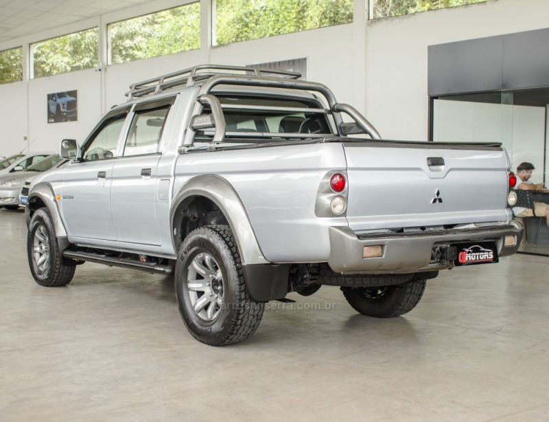 L200 OUTDOOR 2.5 HPE 4X4 CD 8V TURBO INTERCOOLER DIESEL 4P MANUAL - 2012 - NOVO HAMBURGO