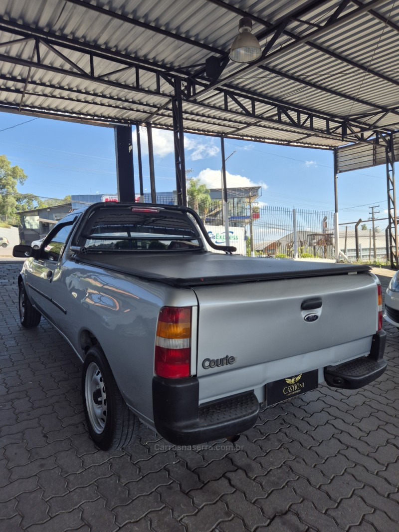 COURIER 1.6 MPI L VAN 8V FLEX 2P MANUAL - 2012 - CAXIAS DO SUL