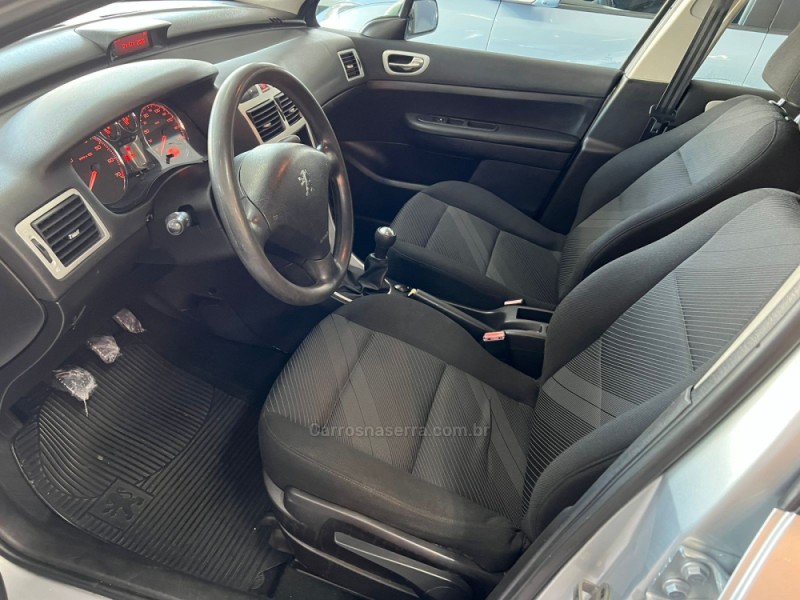 307 1.6 PRESENCE 16V GASOLINA 4P MANUAL - 2011 - CAXIAS DO SUL