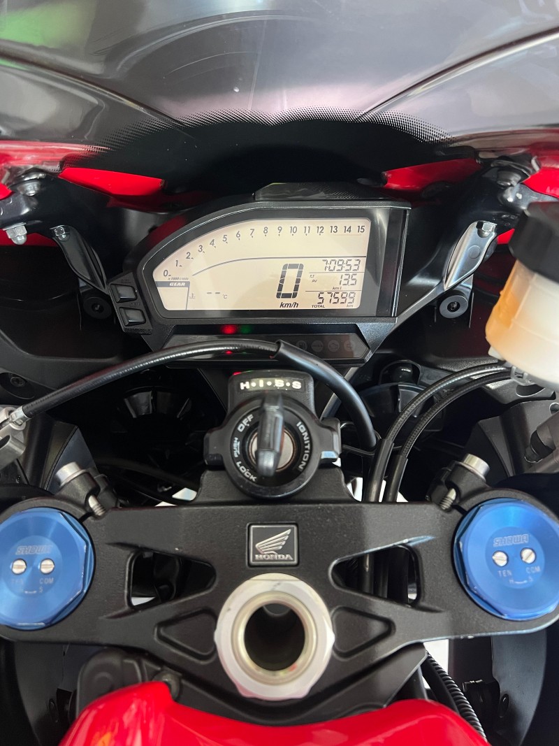 CBR 1000RR FIREBLADE - 2012 - PASSO FUNDO