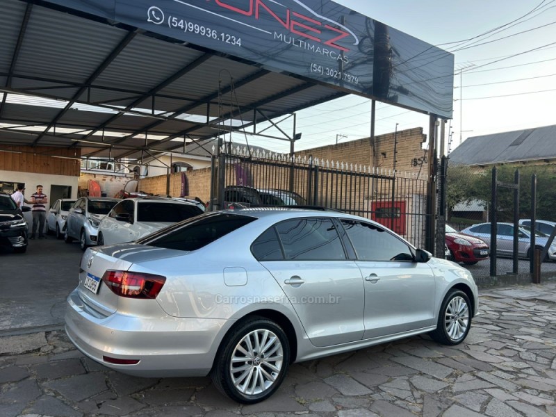JETTA 2.0 COMFORTLINE FLEX 4P TIPTRONIC - 2016 - CAXIAS DO SUL