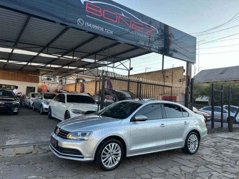JETTA 2.0 COMFORTLINE FLEX 4P TIPTRONIC - 2016 - CAXIAS DO SUL