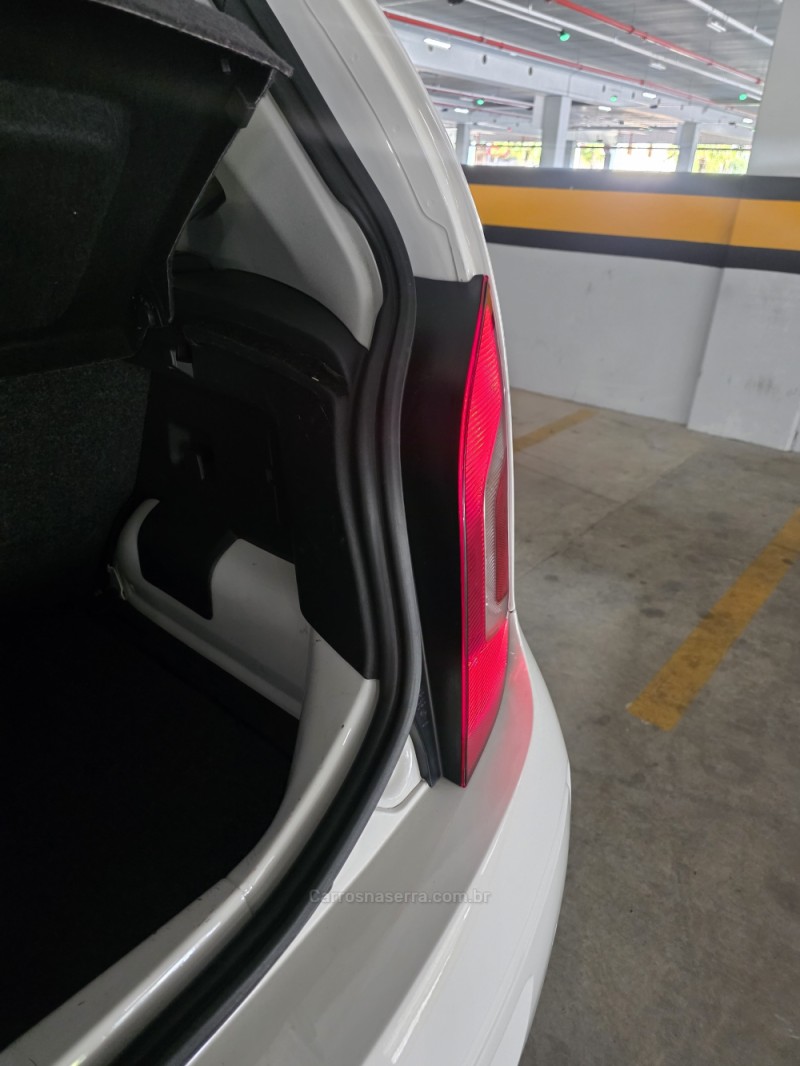 UP 1.0 TSI MOVE UP 12V FLEX 4P MANUAL - 2017 - CAXIAS DO SUL