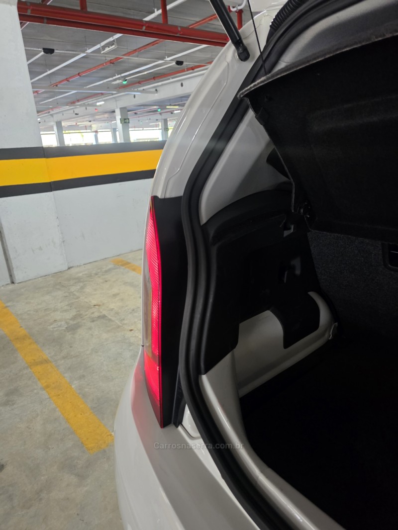 UP 1.0 TSI MOVE UP 12V FLEX 4P MANUAL - 2017 - CAXIAS DO SUL