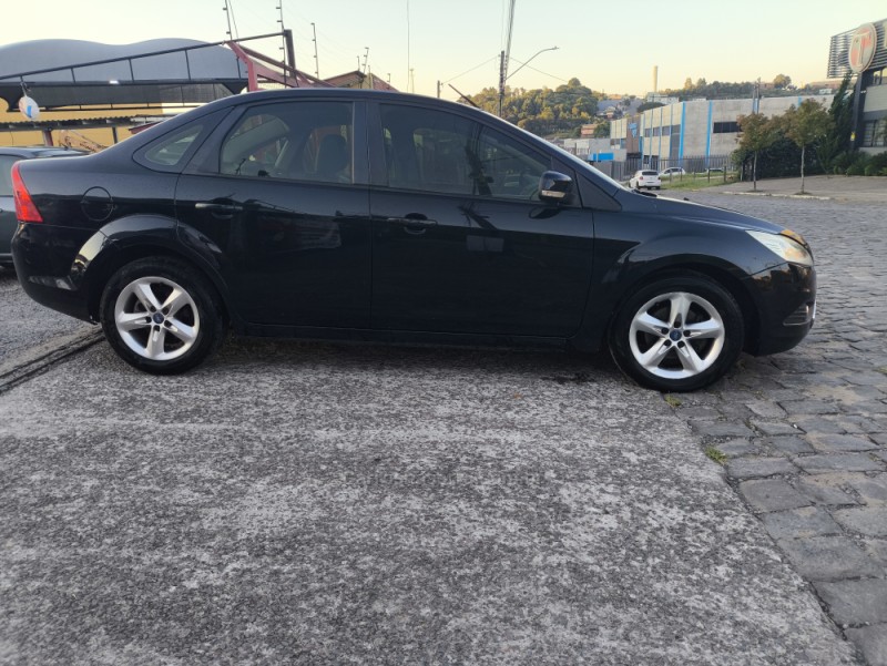 FOCUS 2.0 FC 16V GASOLINA 4P MANUAL - 2009 - FARROUPILHA