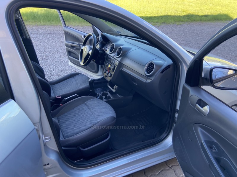 GOL 1.6 MI POWER 8V FLEX 4P MANUAL G.V - 2011 - NOVA PRATA