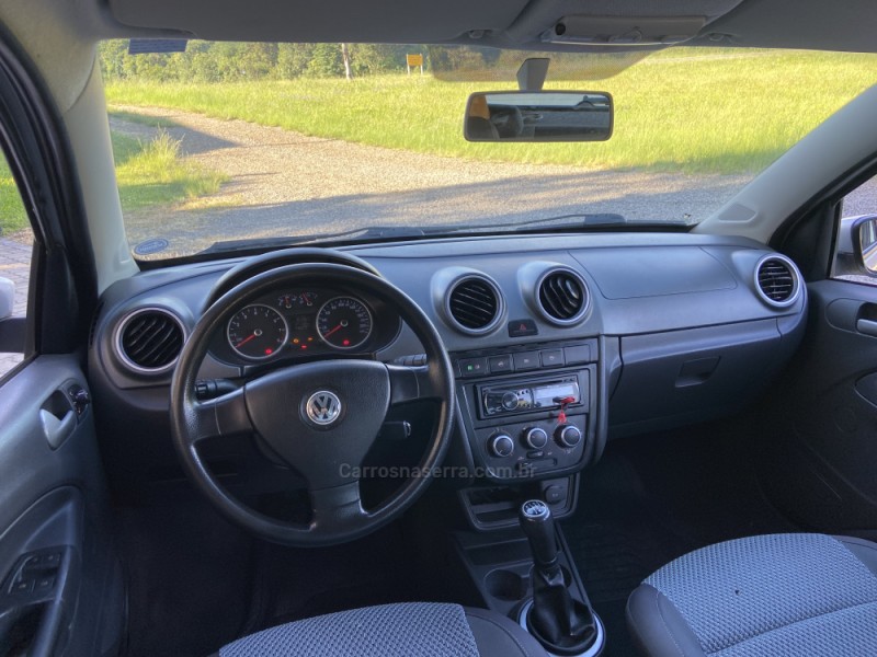 GOL 1.6 MI POWER 8V FLEX 4P MANUAL G.V - 2011 - NOVA PRATA