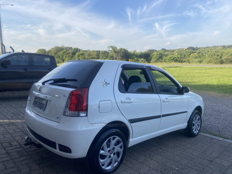 PALIO 1.0 MPI FIRE CELEBRATION ECONOMY 8V FLEX 4P MANUAL - 2009 - NOVA PRATA