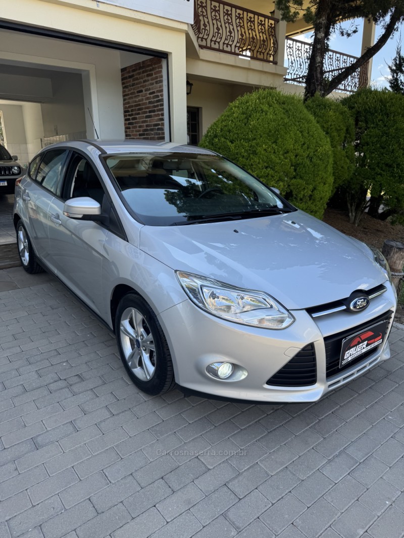 focus 1.6 se hatch 16v flex 4p automatico 2015 encantado