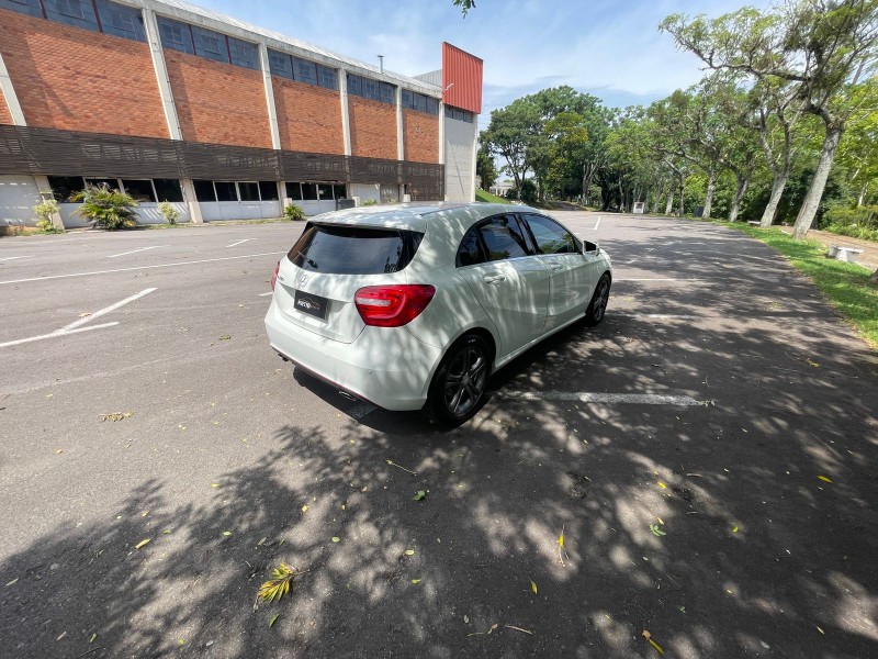 A 200 1.6 TURBO STYLE 16V GASOLINA 4P AUTOMÁTICO - 2015 - BENTO GONçALVES