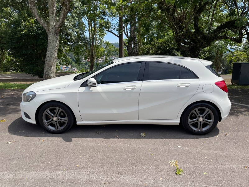 A 200 1.6 TURBO STYLE 16V GASOLINA 4P AUTOMÁTICO - 2015 - BENTO GONçALVES