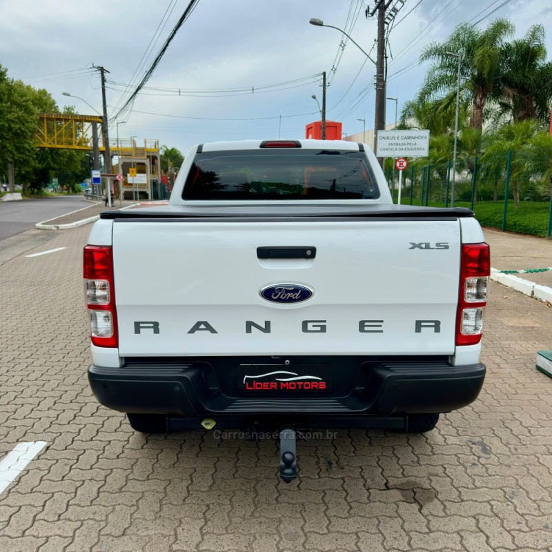 RANGER 3.2 XLS 4X4 CD 20V DIESEL 4P AUTOMÁTICO - 2015 - ESTâNCIA VELHA