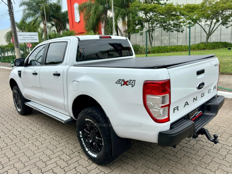 RANGER 3.2 XLS 4X4 CD 20V DIESEL 4P AUTOMÁTICO - 2015 - ESTâNCIA VELHA