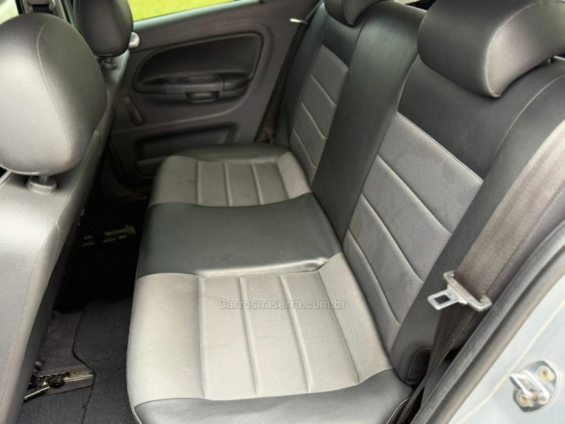 GOL 1.0 8V 25 ANOS TOTALFLEX 5P MANUAL  - 2013 - CAXIAS DO SUL