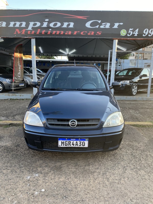 CORSA 1.0 MPFI JOY SEDAN 8V FLEX 4P MANUAL - 2005 - VACARIA