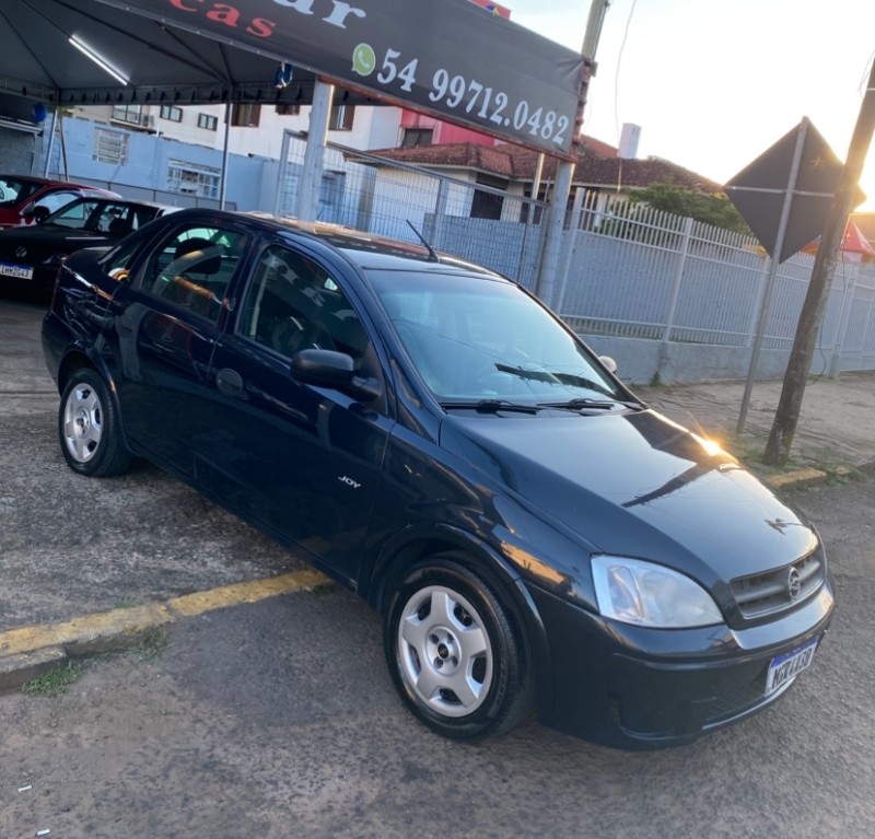 CORSA 1.0 MPFI JOY SEDAN 8V FLEX 4P MANUAL - 2005 - VACARIA
