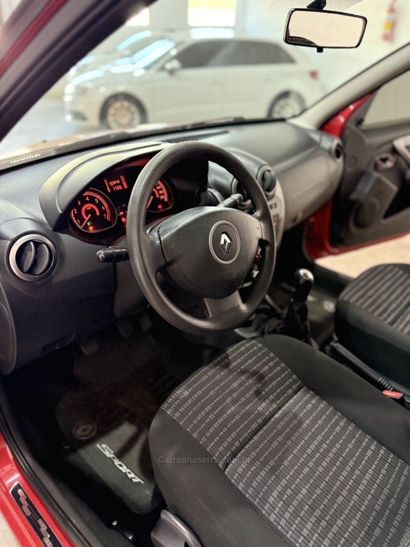 SANDERO 1.0 EXPRESSION 16V FLEX 4P MANUAL - 2014 - ARROIO DO MEIO