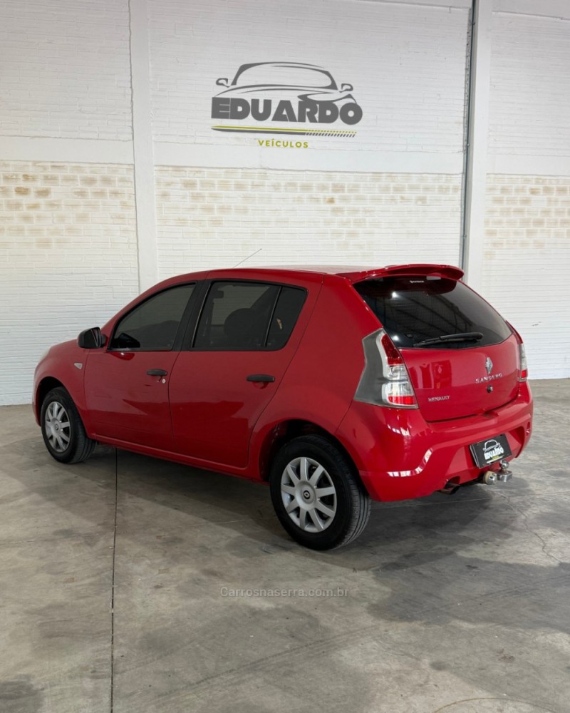 SANDERO 1.0 EXPRESSION 16V FLEX 4P MANUAL - 2014 - ARROIO DO MEIO