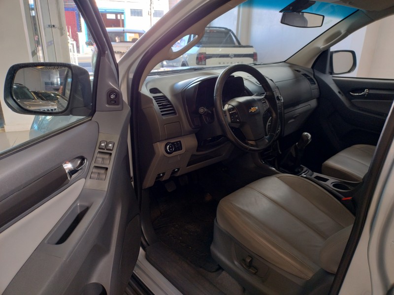 S10 2.4 LTZ 4X2 CD 8V FLEX 4P MANUAL - 2013 - BENTO GONçALVES