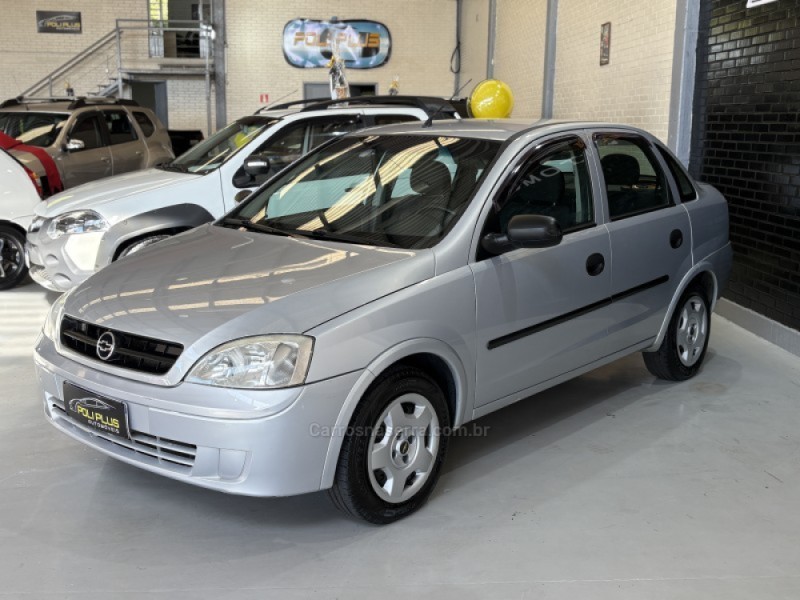 CORSA 1.0 MPFI 8V GASOLINA 4P MANUAL - 2004 - CAXIAS DO SUL