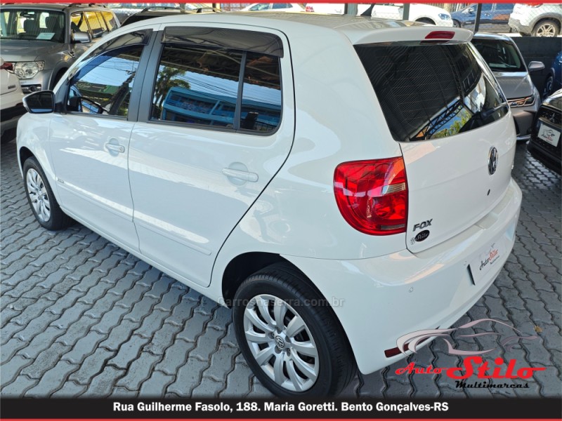 FOX 1.6 MI 8V FLEX 4P MANUAL - 2014 - BENTO GONçALVES