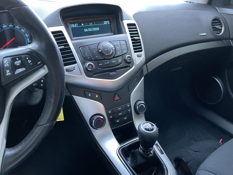 CRUZE 1.8 LT 16V FLEX 4P MANUAL - 2014 - CAXIAS DO SUL