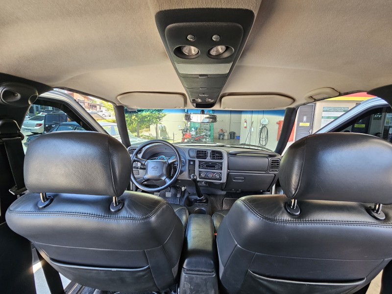 S10 2.4 MPFI EXECUTIVE 4X2 CD 8V FLEX 4P MANUAL - 2011 - CAXIAS DO SUL