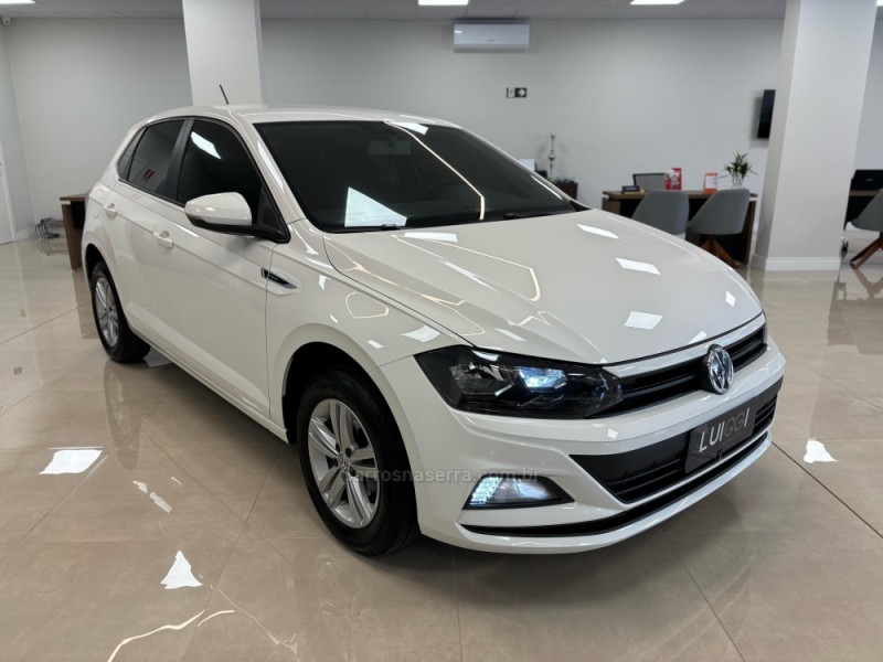 POLO 1.0 MPI 12V FLEX 4P MANUAL - 2019 - CARLOS BARBOSA