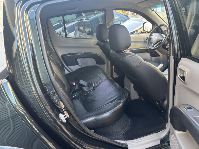 L200 TRITON 3.2 HPE 4X4 CD 16V TURBO INTERCOOLER DIESEL 4P MANUAL - 2009 - CAXIAS DO SUL