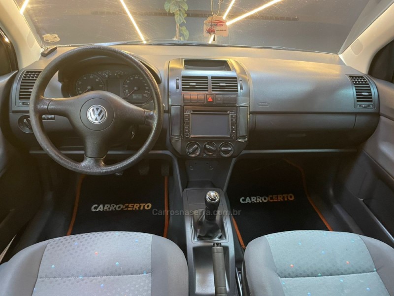 POLO 1.6 MI PLUS 8V GASOLINA 4P MANUAL - 2005 - NOVO HAMBURGO