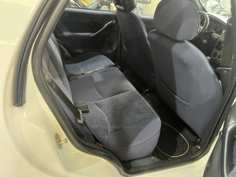 PALIO 1.0 MPI EX 16V GASOLINA 2P MANUAL - 2002 - CAXIAS DO SUL