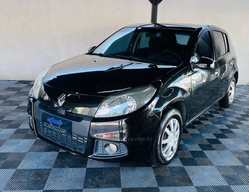 sandero 1.0 expression 16v flex 4p manual 2014 novo hamburgo