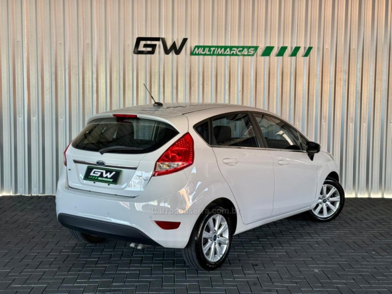 FIESTA 1.6 SE HATCH 16V FLEX 4P MANUAL - 2013 - CAXIAS DO SUL