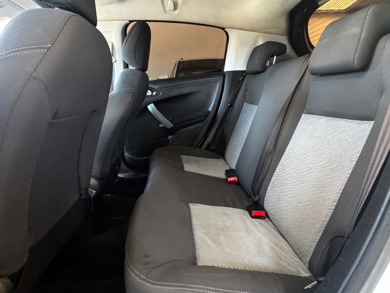 208 1.6 ACTIVE PACK 16V FLEX 4P AUTOMÁTICO - 2015 - CAXIAS DO SUL