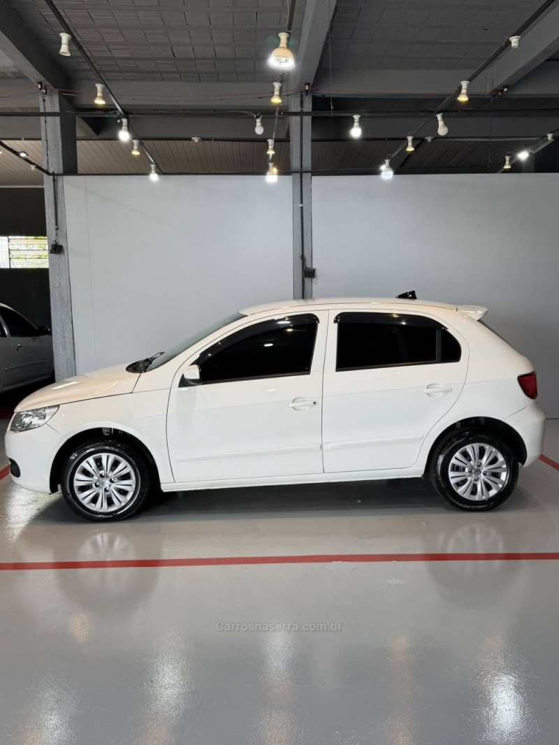 GOL 1.6 MI 8V FLEX 4P MANUAL G.V - 2011 - LAGOA VERMELHA