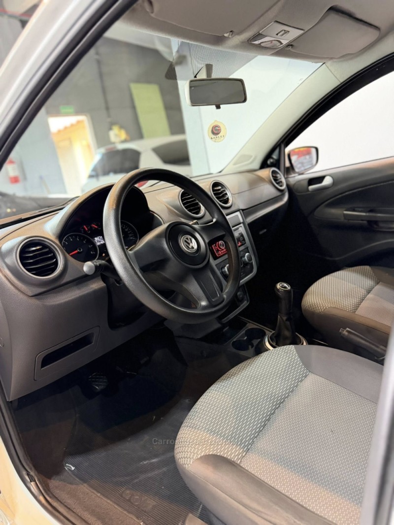 GOL 1.6 MI 8V FLEX 4P MANUAL G.V - 2011 - LAGOA VERMELHA