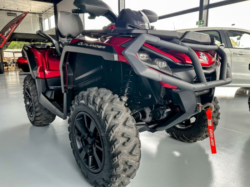 OUTLANDER  - 2024 - TRêS COROAS