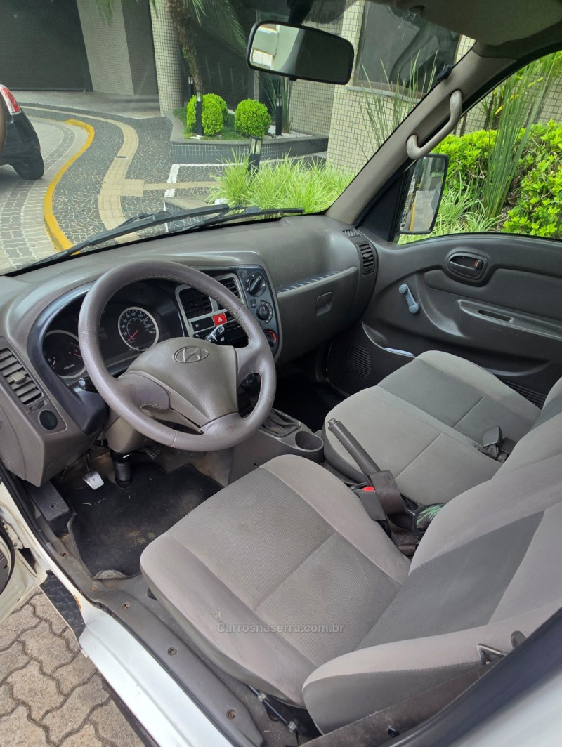 HR 2.5 TCI HD LONGO COM CAÇAMBA 4X2 8V 97CV TURBO INTERCOOLER DIESEL 2P MANUAL - 2010 - BENTO GONçALVES