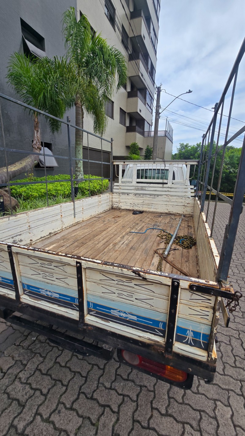 HR 2.5 TCI HD LONGO COM CAÇAMBA 4X2 8V 97CV TURBO INTERCOOLER DIESEL 2P MANUAL - 2010 - BENTO GONçALVES