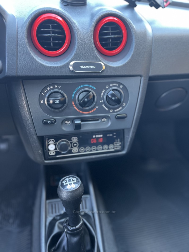 CELTA 1.0 MPFI SPIRIT 8V FLEX 2P MANUAL - 2007 - CAXIAS DO SUL