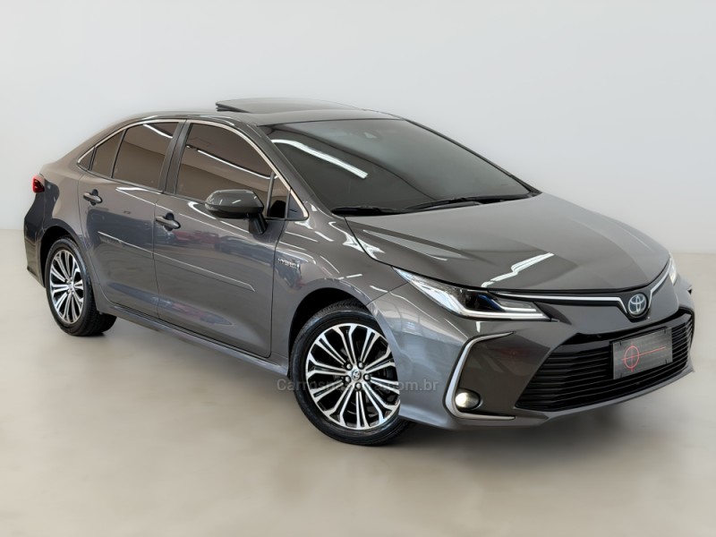 COROLLA 1.8 ALTIS PREMIUM 16V HÍBRIDO 4P AUTOMÁTICO