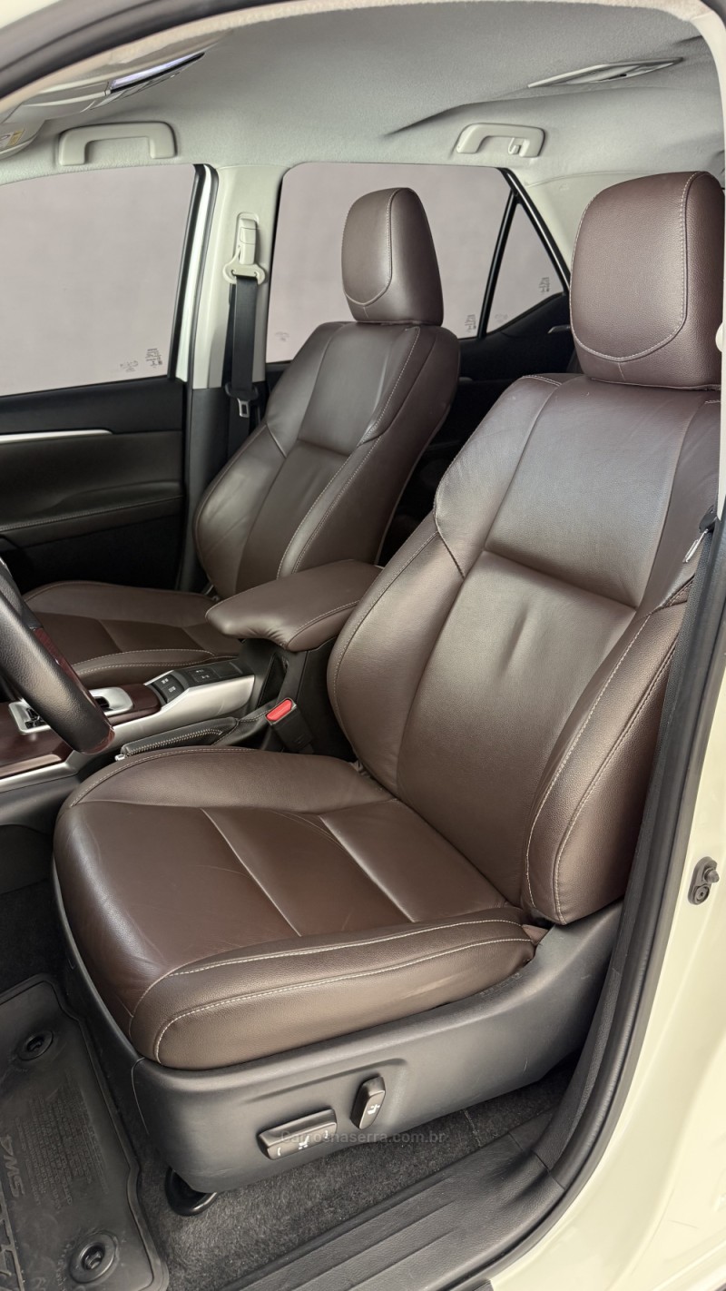 HILUX 2.8 SRX 4X4 CD 16V DIESEL 4P AUTOMÁTICO - 2013 - BENTO GONçALVES