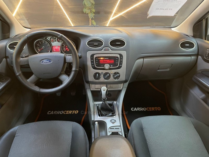 FOCUS 2.0 GLX 16V GASOLINA 4P MANUAL - 2009 - NOVO HAMBURGO