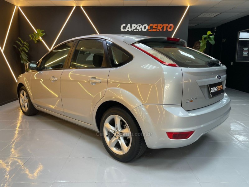 FOCUS 2.0 GLX 16V GASOLINA 4P MANUAL - 2009 - NOVO HAMBURGO