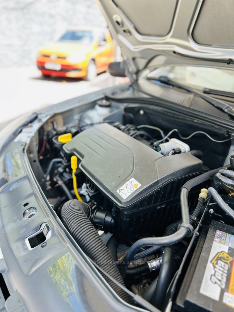 CLIO 1.0 EXPRESSION SEDAN 16V FLEX 4P MANUAL - 2006 - CAXIAS DO SUL