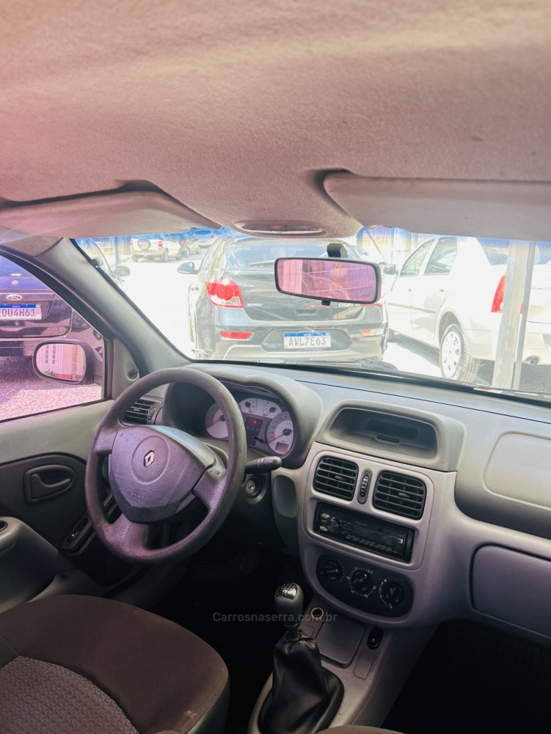 CLIO 1.0 EXPRESSION SEDAN 16V FLEX 4P MANUAL - 2006 - CAXIAS DO SUL