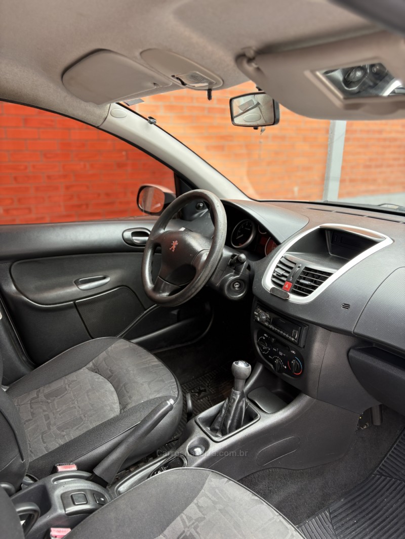 207 1.4 XR 8V FLEX 4P MANUAL - 2011 - CAXIAS DO SUL