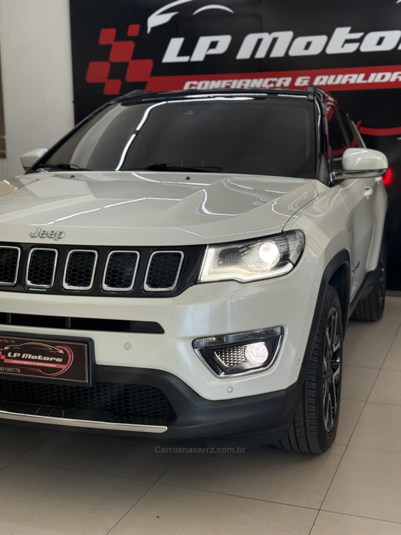COMPASS 2.0 16V FLEX LIMITED AUTOMÁTICO - 2019 - FARROUPILHA