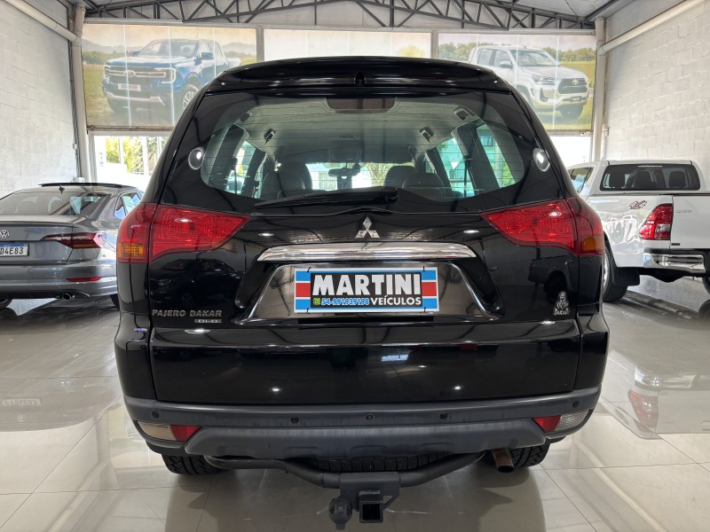 PAJERO DAKAR 3.2 HPE 4X4 7 LUGARES 16V TURBO INTERCOOLER DIESEL 4P AUTOMÁTICO - 2012 - CAXIAS DO SUL