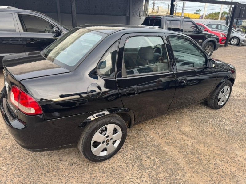 CLASSIC 1.0 MPFI LS 8V GASOLINA 4P MANUAL - 2015 - GRAVATAí